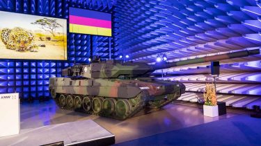 ドイツ陸軍が新しいレオパルト2A7Vをテスト