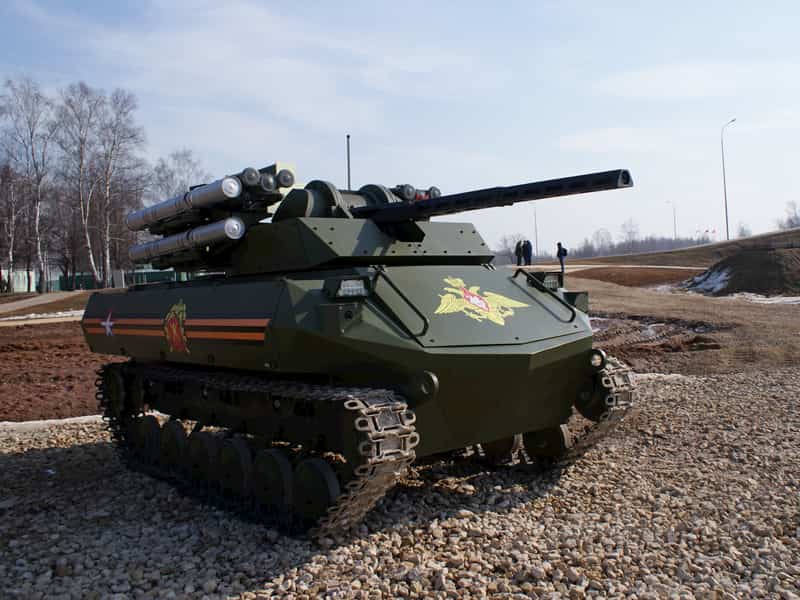 5Mホビー 1/35 ロシア連邦軍 無人戦闘車両 ウラン-9 レジンキット