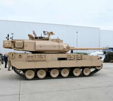 米陸軍は2つの新しい軽戦車を受け取り、MPFの評価テストを行います