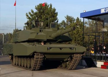 トルコがレオパルト2A4の車体とアルタイの砲塔を組み合わせたハイブリッド戦車を発表