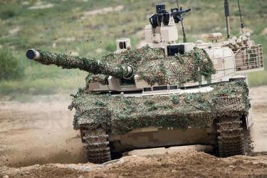 バングラディシュ軍が中国の輸出用軽戦車VT-5の受領を開始