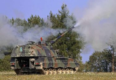 ドイツはウクライナにPzH2000自走榴弾砲100両を販売することを承認