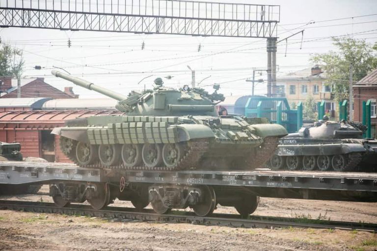 ロシア軍 戦車 T-72 タグ キーホルダー キーチェーン ウクライナ戦争 厚め ロシア軍 戦車 T-72 タグ キーホルダー キーチェーン ウクライナ