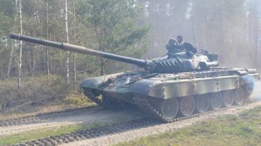 ラウンド 戦車 ロシア軍 T-72 ソ連 ウクライナ 実車使用 キーホルダー