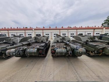 英陸軍のチャレンジャー2戦車がポーランド軍に編入