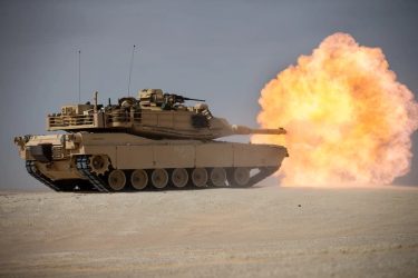 ウクライナ待望のM1A1エイブラムス戦車、９月に納入か