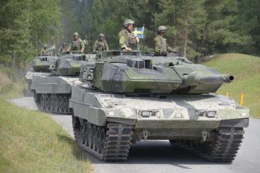 ウクライナ軍、スウェーデンのStrv 122戦車を前線に投入か