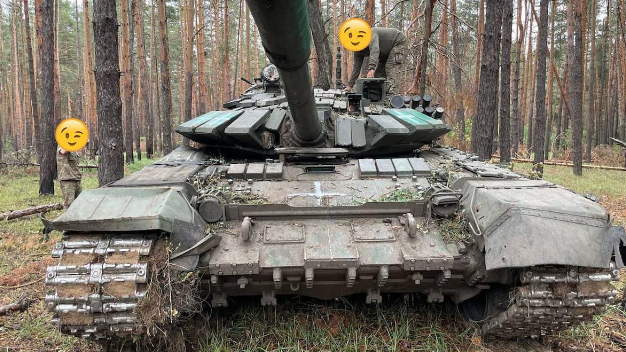 ロシア軍 戦車 T-72 タグ キーホルダー キーチェーン ウクライナ戦争 厚め ロシア軍 戦車 T-72 タグ キーホルダー キーチェーン ウクライナ