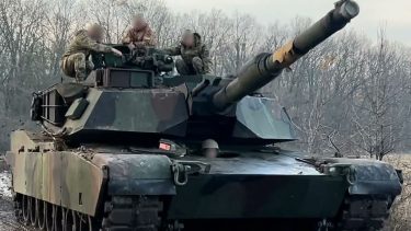 ウクライナ軍のM1エイブラムス戦車、損失かさみ前線から撤退