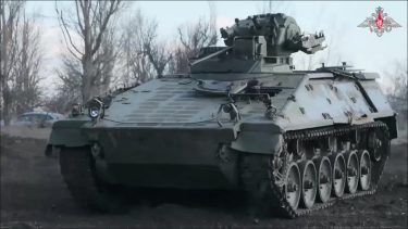 ロシア国防省、鹵獲したドイツ製のマルダー歩兵戦闘車を公開する