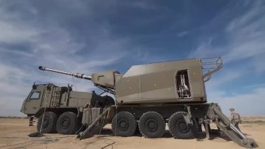 イスラエル軍が世界初の全自動155mm自走榴弾砲Sigma（シグマ）を配備