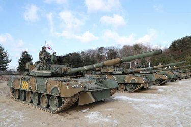 韓国、ウクライナへの武器供与を検討。韓国軍はT-80戦車などソ連製戦車を多数保有