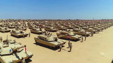 米国以外で唯一エイブラムス戦車を生産するエジプトは555両のM1A1を近代化する
