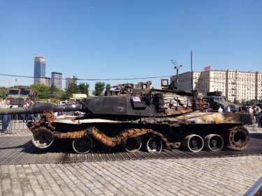 ロシア国営軍事企業がエイブラムスとレオパルト2戦車を酷評