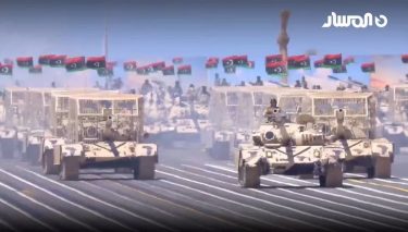 ロシア兵が怒り！リビアの軍事パレードに多数のロシア製車両が登場