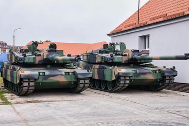 ポーランド軍K2戦車に何が？約30両が整備中、韓国製エンジンに不具合